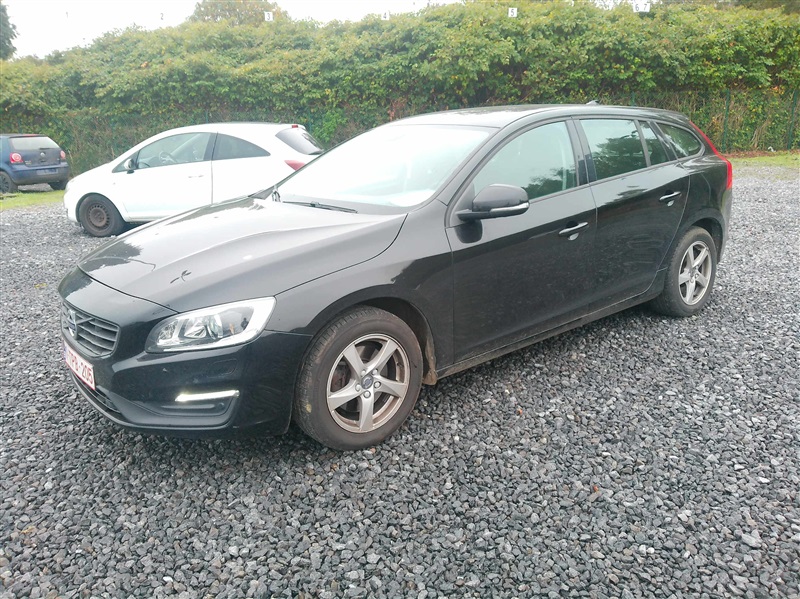 Volvo V60 2.0 D2 Dynamic Edition NAVI/JA16/PDC  AR n°208